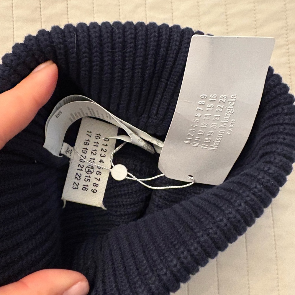 Maison Martin Margiela Dark Blue Knit Hat beanie nwt Italy gift able  men women - Picture 5 of 13